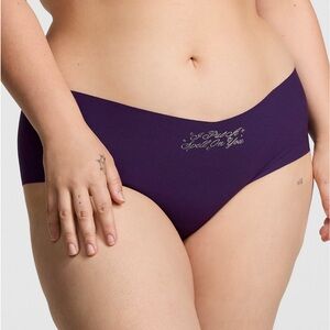 NWT PINK Victoria’s Secret no show cheeky panties.